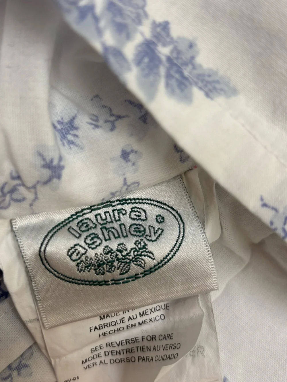 Laura Ashley Pillow Sham Set of 2 Blue White Cottage Floral